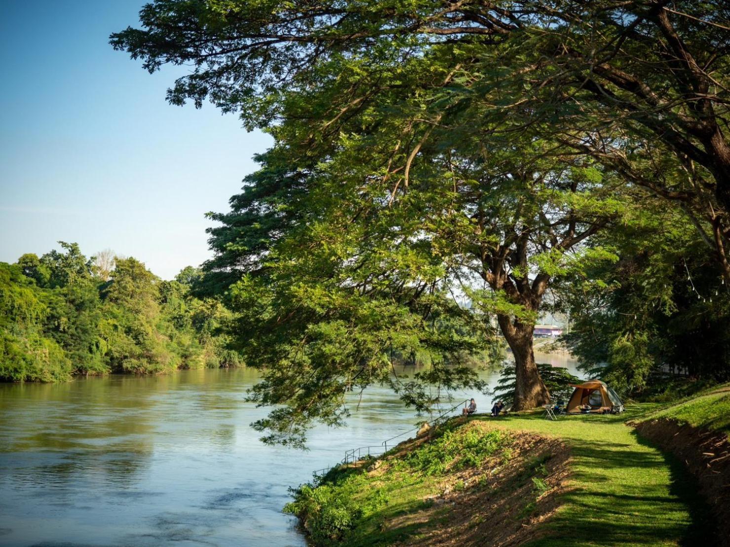 The Legacy River Kwai Resort Kanchanaburi Extérieur photo